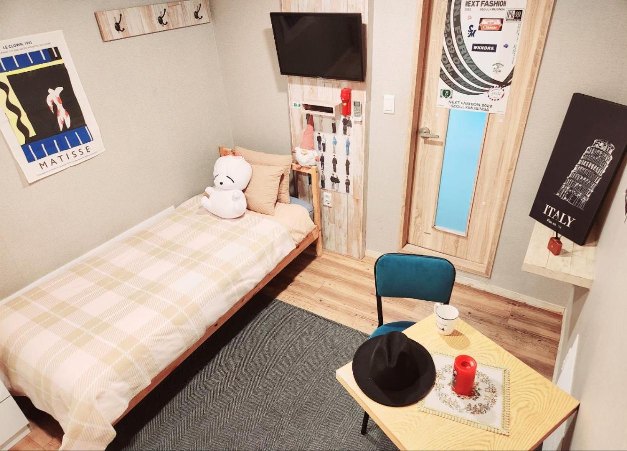 Hongdae Guest House Room#G#E#D#R#M Seúl Exterior foto